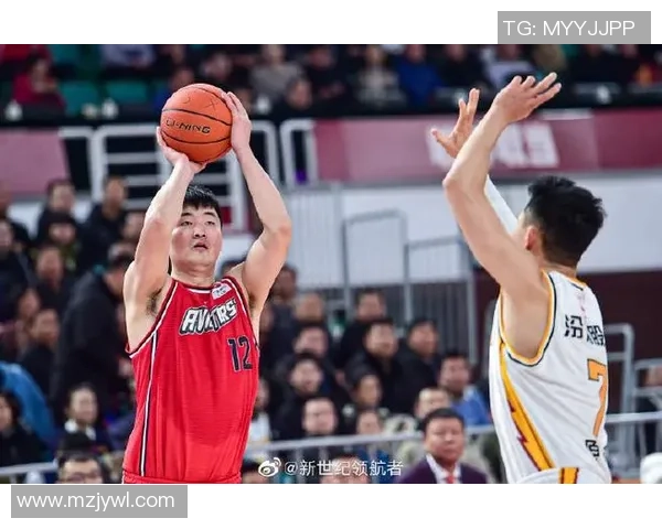 赛后分析：深圳篮球队与武汉篮球队的比赛节奏与战术对比解析