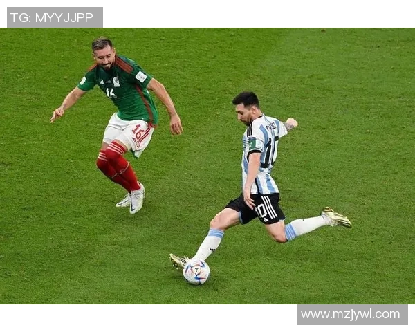 足球明星阶梯图鉴展示各大球星风采与成就的精彩瞬间与历史回顾